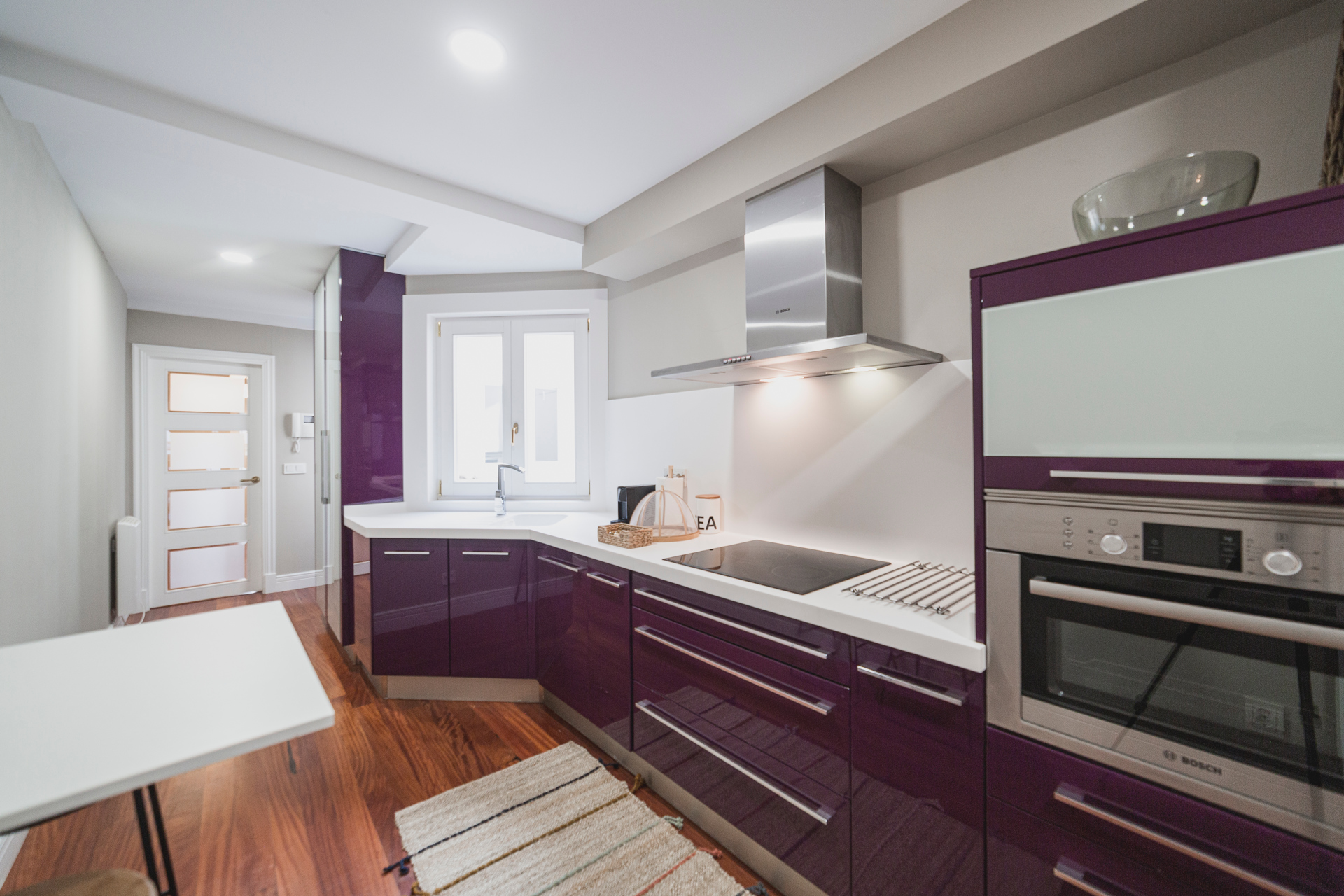 Amplia cocina del apartamento de corta o media estancia Calle Real - Planta 3 en A Coruña